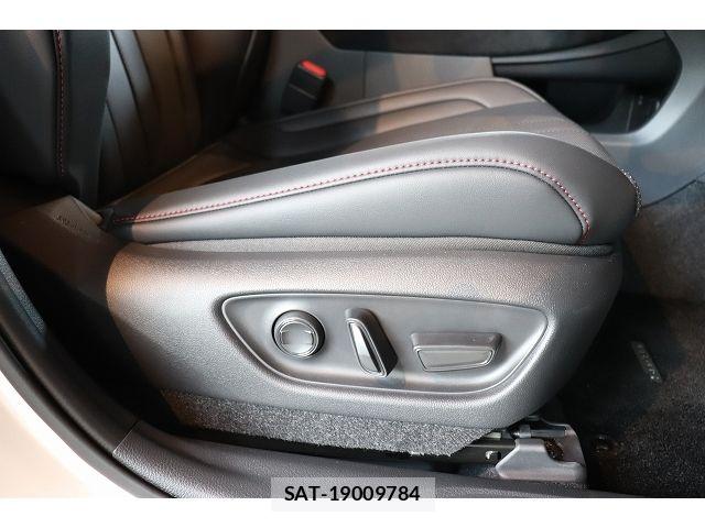 Lexus LBX 2026-06 8525519-12