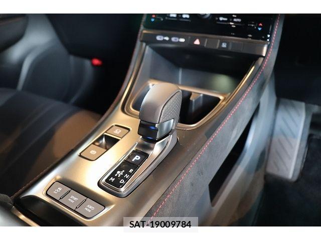 Lexus LBX 2026-06 8525519-17