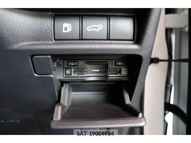 Lexus LBX 2026-06 8525519-19