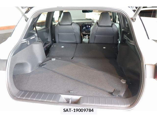 Lexus LBX 2026-06 8525519-24