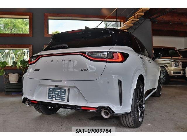 Lexus LBX 2026-06 8525519-7