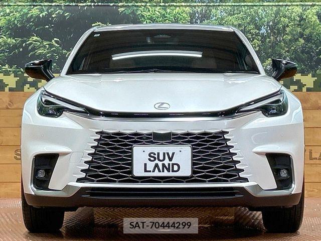 Lexus LBX 2024-04 8525527-12