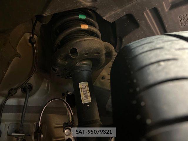 Lexus LBX 2024-02 8525521-18
