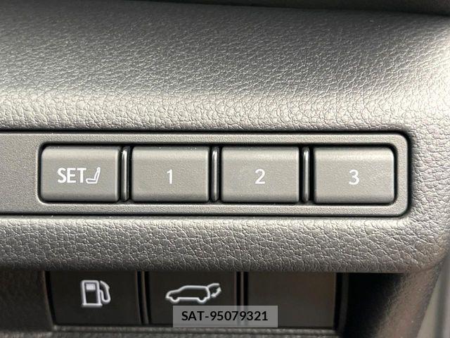 Lexus LBX 2024-02 8525521-4