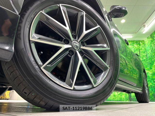 Lexus LBX 2025-06 8562441-14