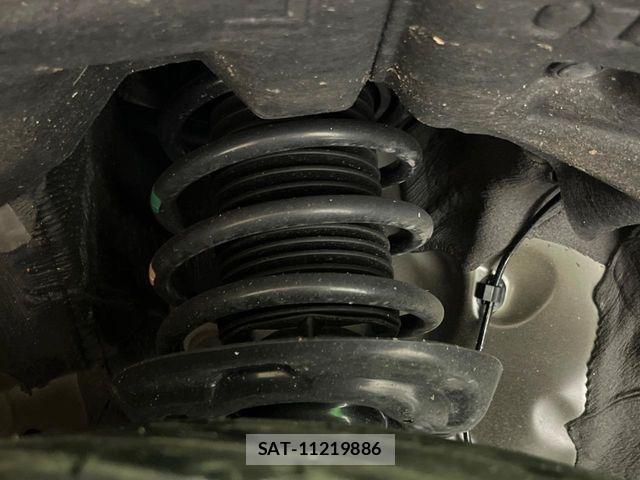 Lexus LBX 2025-06 8562441-19