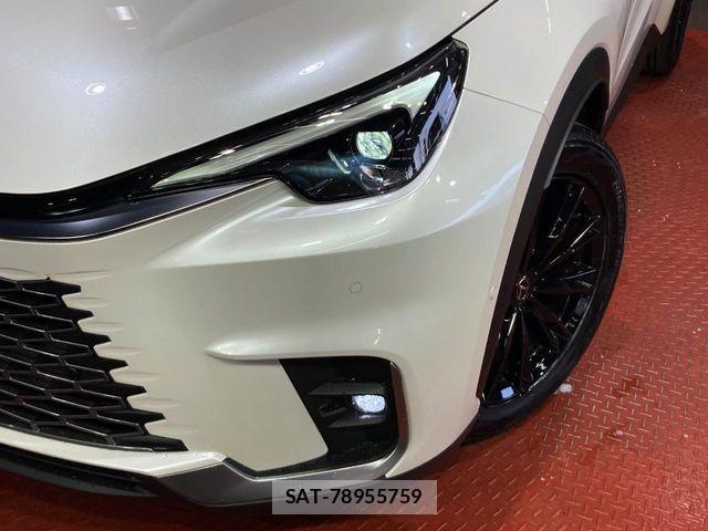 Lexus LBX 2024-06 8562442-11