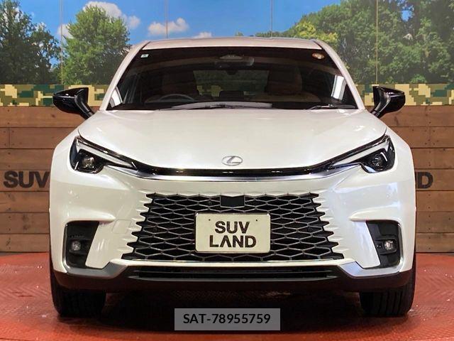 Lexus LBX 2024-06 8562442-13