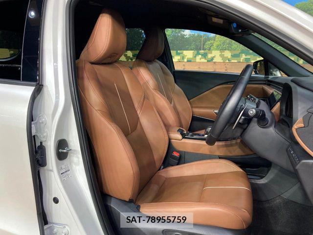 Lexus LBX 2024-06 8562442-7