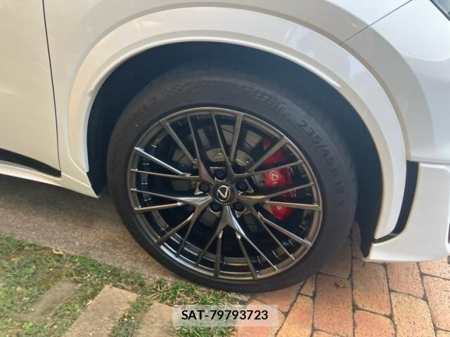 Lexus LBX 2024-11 8627474-6