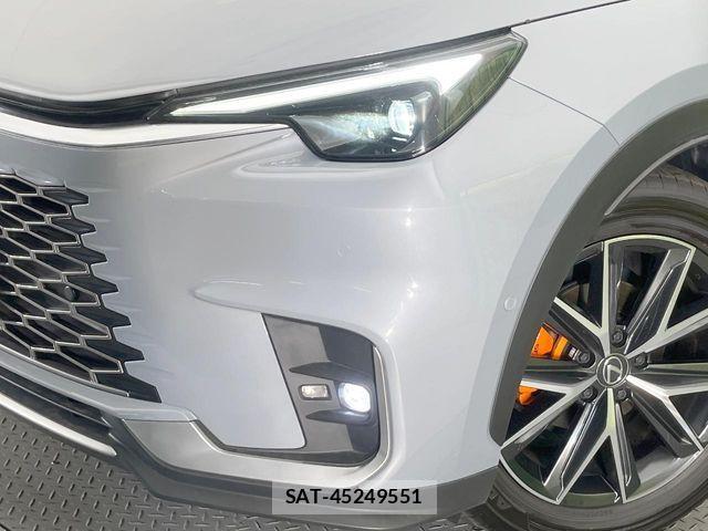 Lexus LBX 2024-07 8627476-11