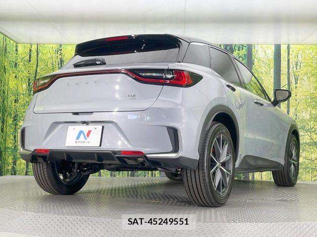 Lexus LBX 2024-07 8627476-16