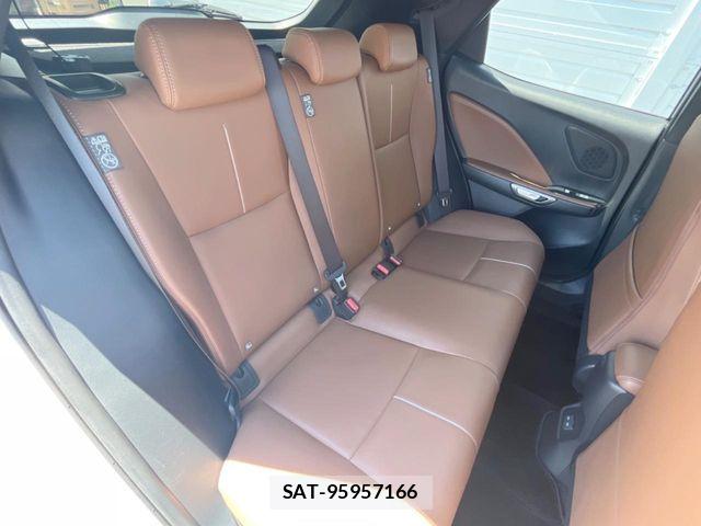 Lexus LBX 2024-03 8627473-9