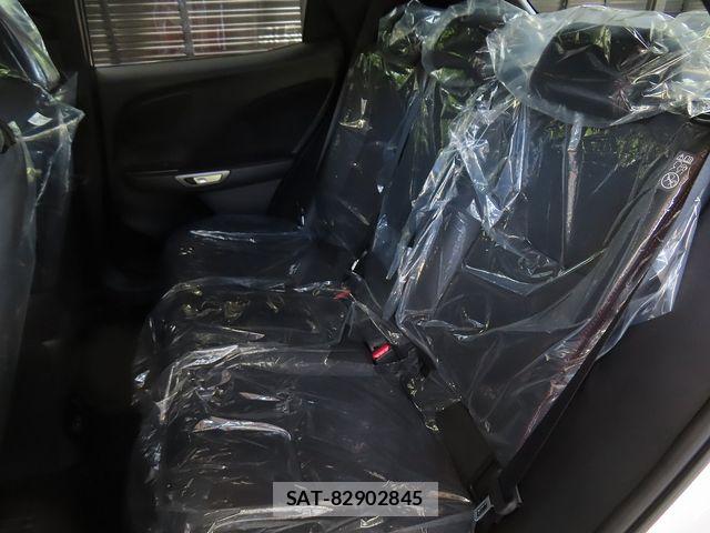Lexus LBX 2026-04 8659926-24