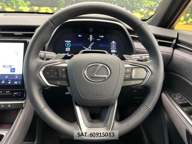 Lexus LBX 2025-05 8659928-10