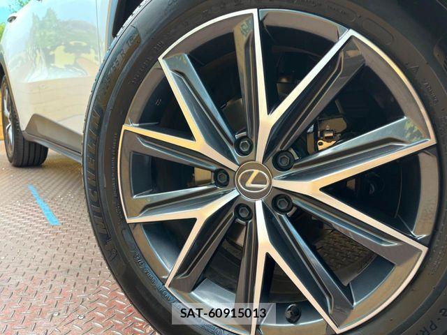 Lexus LBX 2025-05 8659928-12