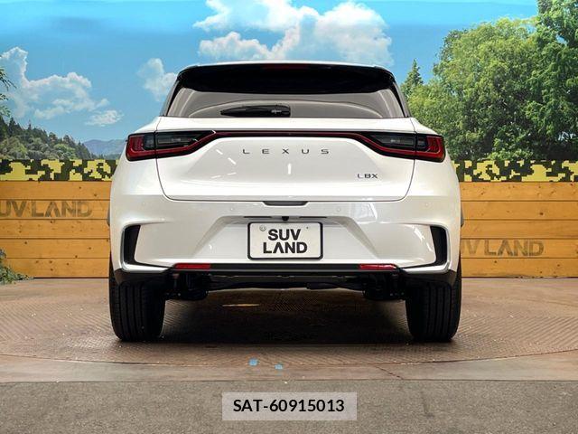 Lexus LBX 2025-05 8659928-14