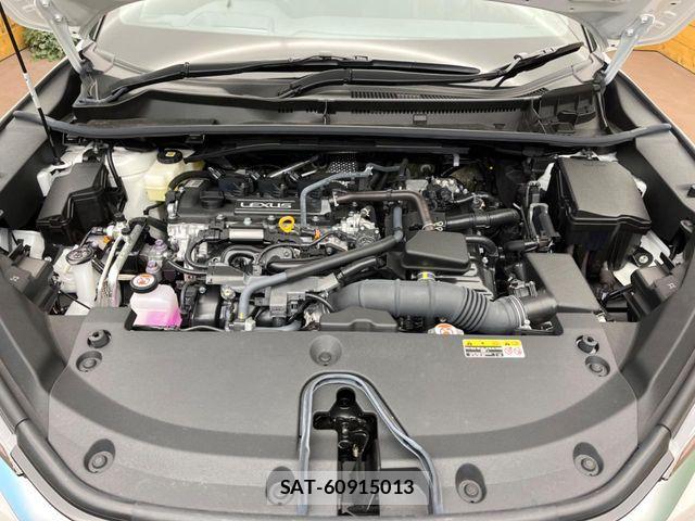Lexus LBX 2025-05 8659928-17