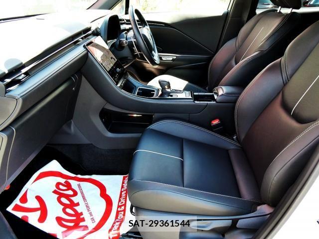 Lexus LBX 2024-02 8666399-26