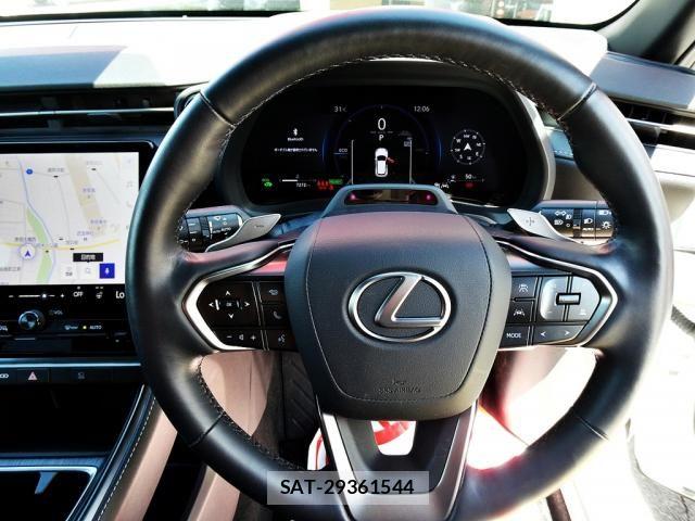Lexus LBX 2024-02 8666399-5