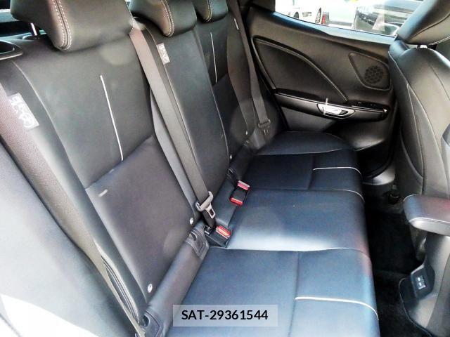 Lexus LBX 2024-02 8666399-8
