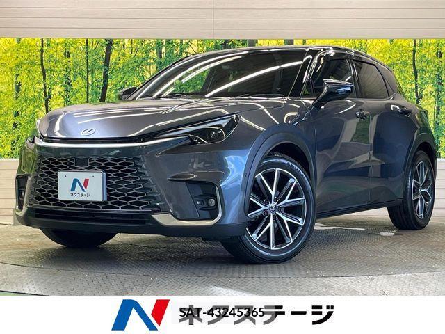 Lexus LBX 2024-09 8685842-0