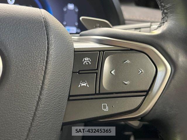 Lexus LBX 2024-09 8685842-4