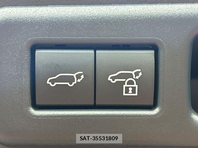 Lexus LBX 2025-07 8743427-6