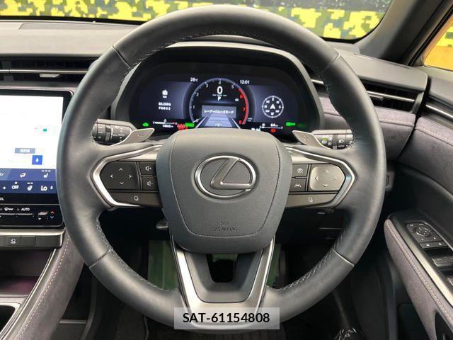 Lexus LBX 2024-03 8743428-10