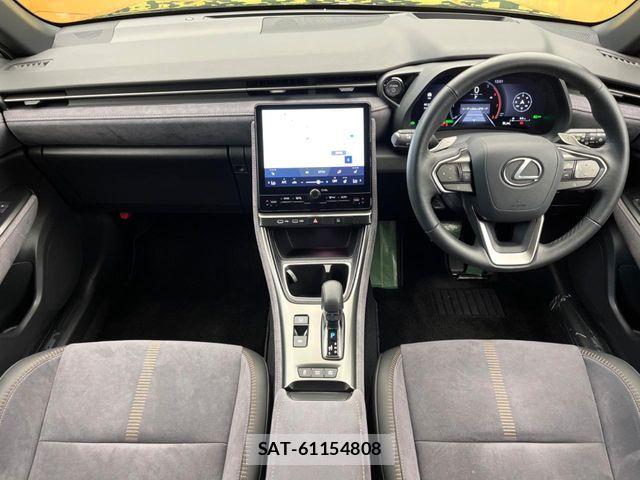 Lexus LBX 2024-03 8743428-1