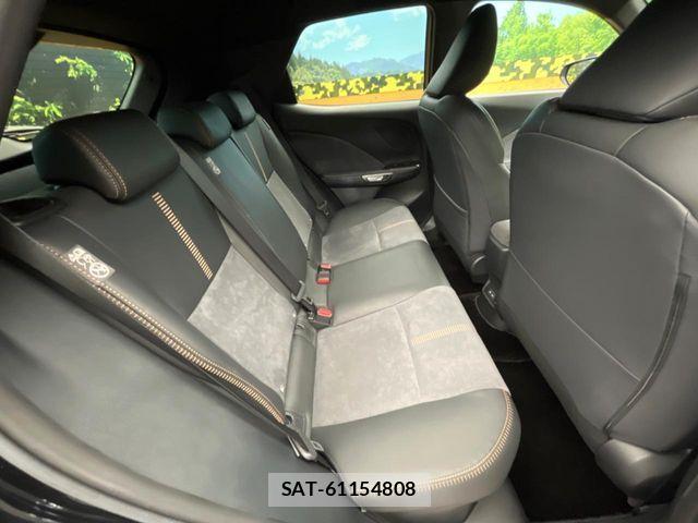 Lexus LBX 2024-03 8743428-8