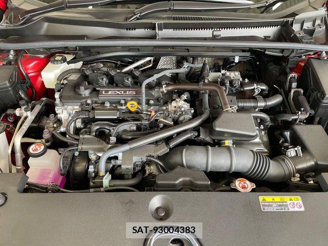 Lexus LBX 2025-11 8796474-17