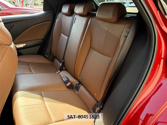 Lexus LBX 2024-10 8796476-17