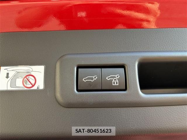 Lexus LBX 2024-10 8796476-19