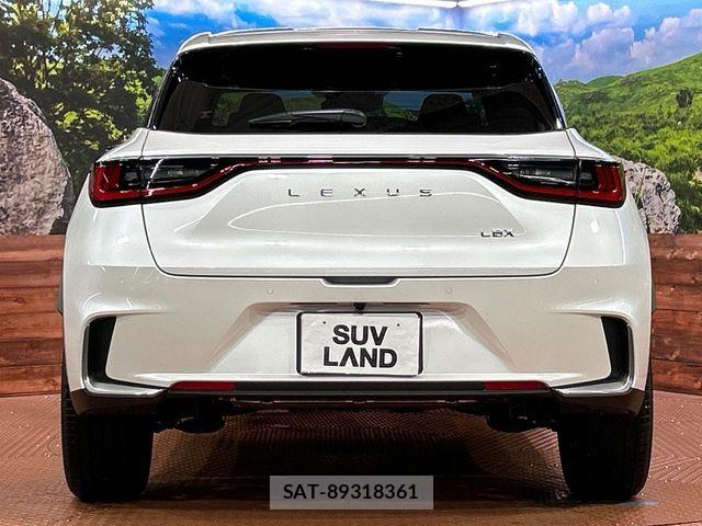 Lexus LBX 2026-07 8796473-14