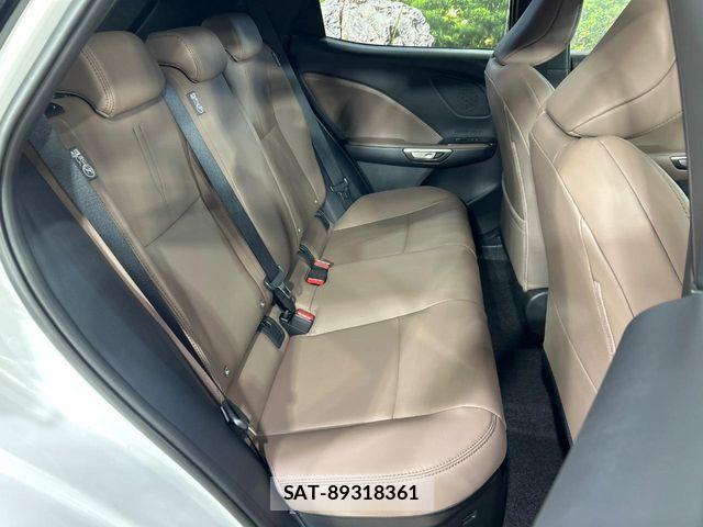 Lexus LBX 2026-07 8796473-8