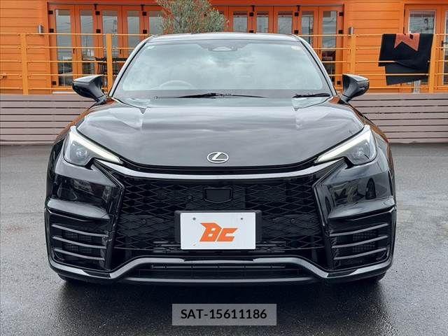 Lexus LBX 2025-10 8796472-8