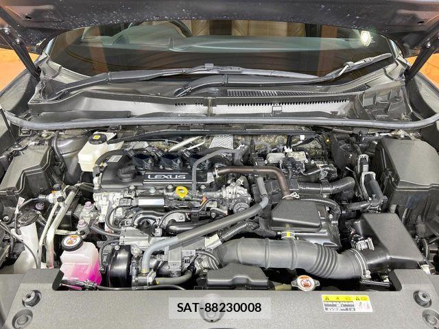 Lexus LBX 2024-01 8829951-17