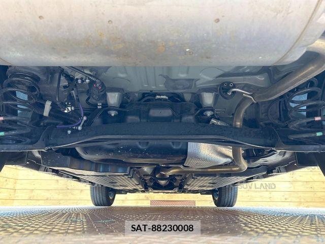 Lexus LBX 2024-01 8829951-18