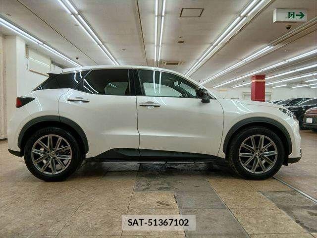 Lexus LBX 2024-03 8829950-15