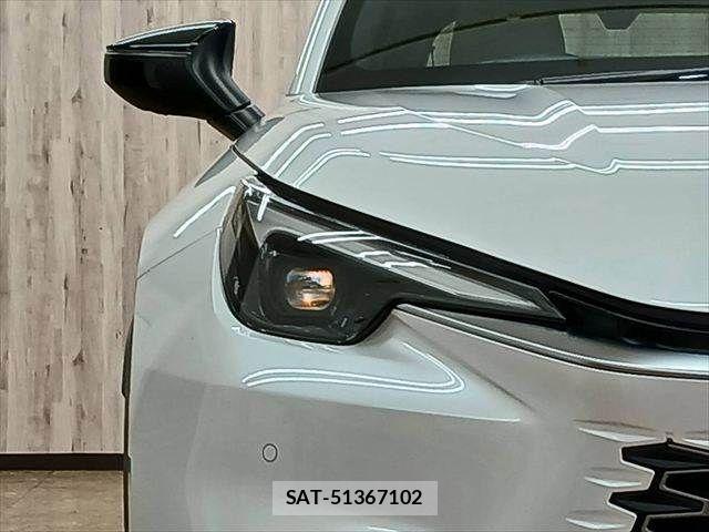 Lexus LBX 2024-03 8829950-22
