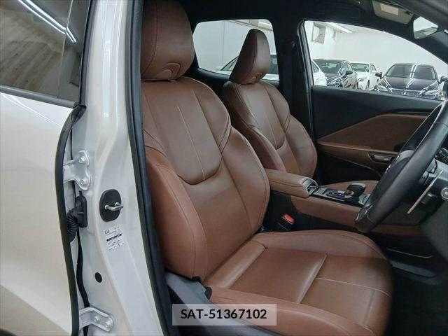 Lexus LBX 2024-03 8829950-6