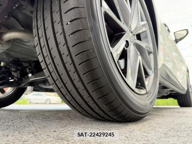 Lexus LBX 2024-07 8829958-10