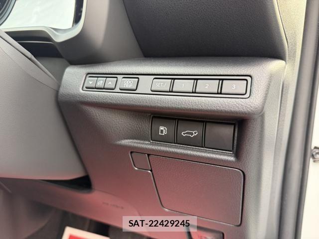 Lexus LBX 2024-07 8829958-26