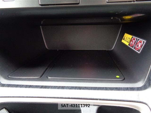 Lexus LBX 2024-09 8829959-24
