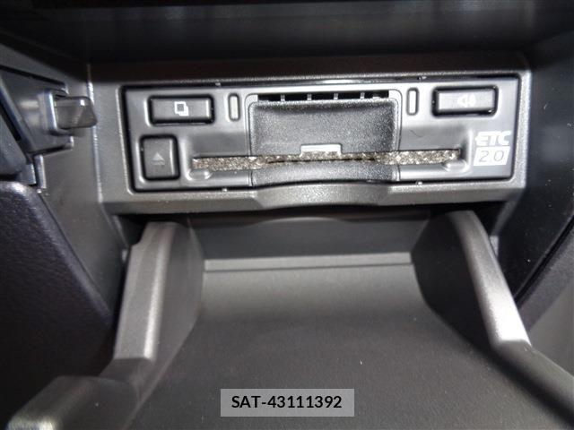 Lexus LBX 2024-09 8829959-29