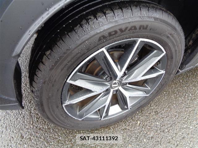 Lexus LBX 2024-09 8829959-8