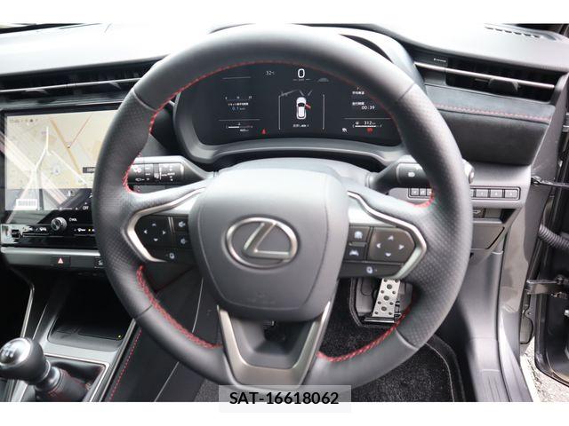 Lexus LBX 2025-04 8849577-12