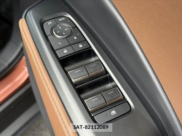 Lexus LBX 2024-08 8883846-23