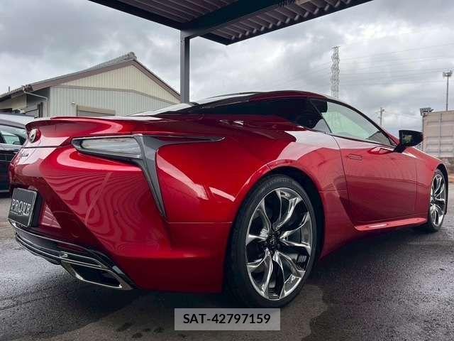 Lexus LC 2022-01 1319695-1